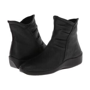 Arcopedico Womens L19 Boots EU 35 US 5 Black Vegan Leather Water Resistant NIB